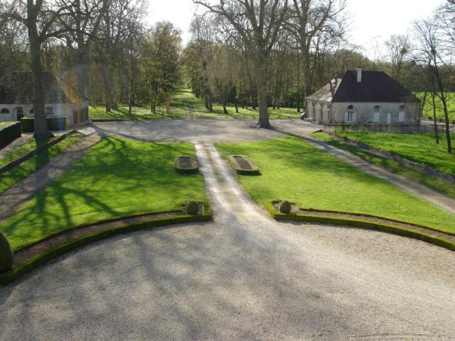 Le Chateau De Bressey & Son Orangerie מראה חיצוני תמונה